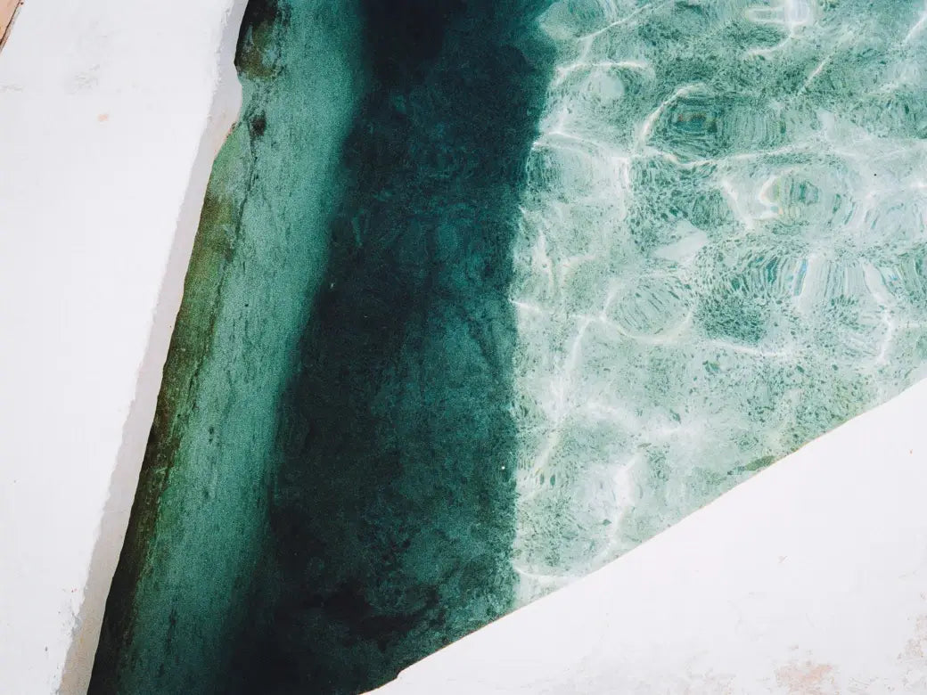 Una piscina no se limpia sola.